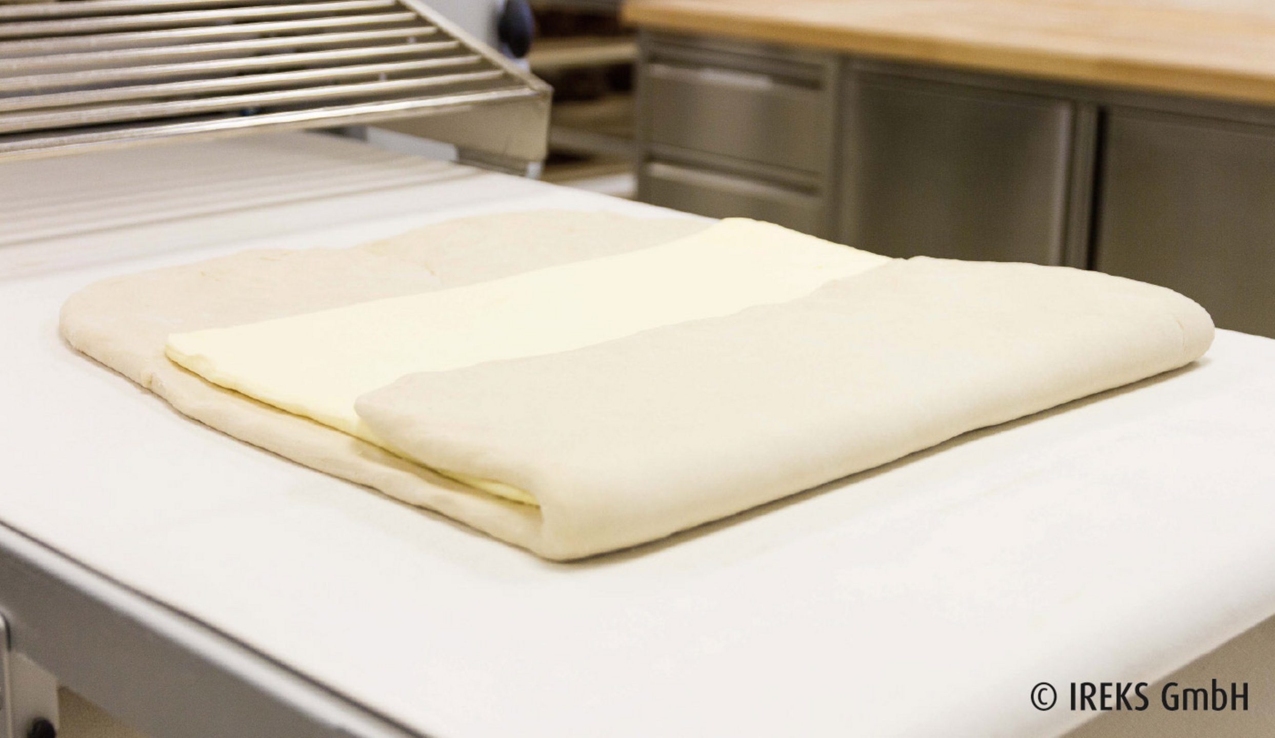 Folding Dough Sheeter 15.5